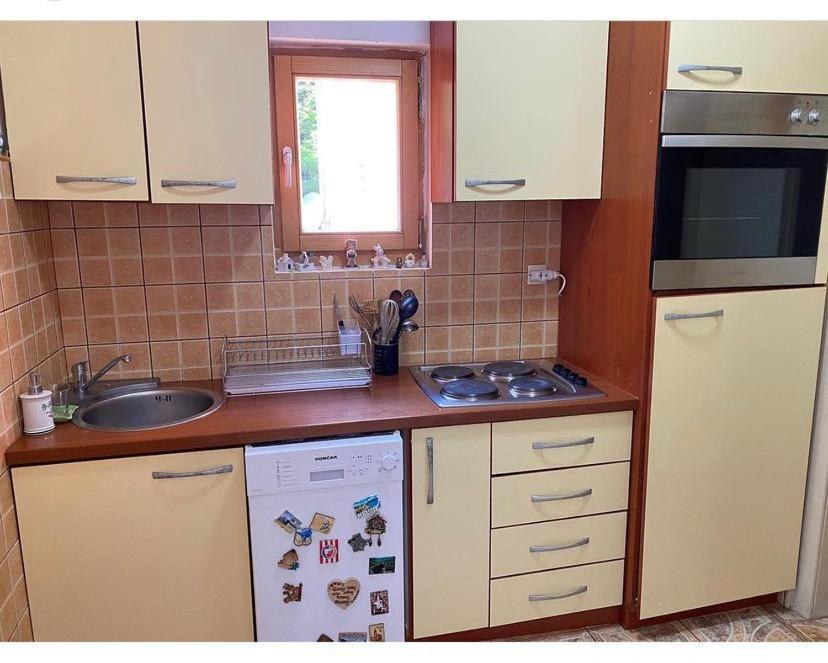 Apartman Bogdan Cacak Exterior photo