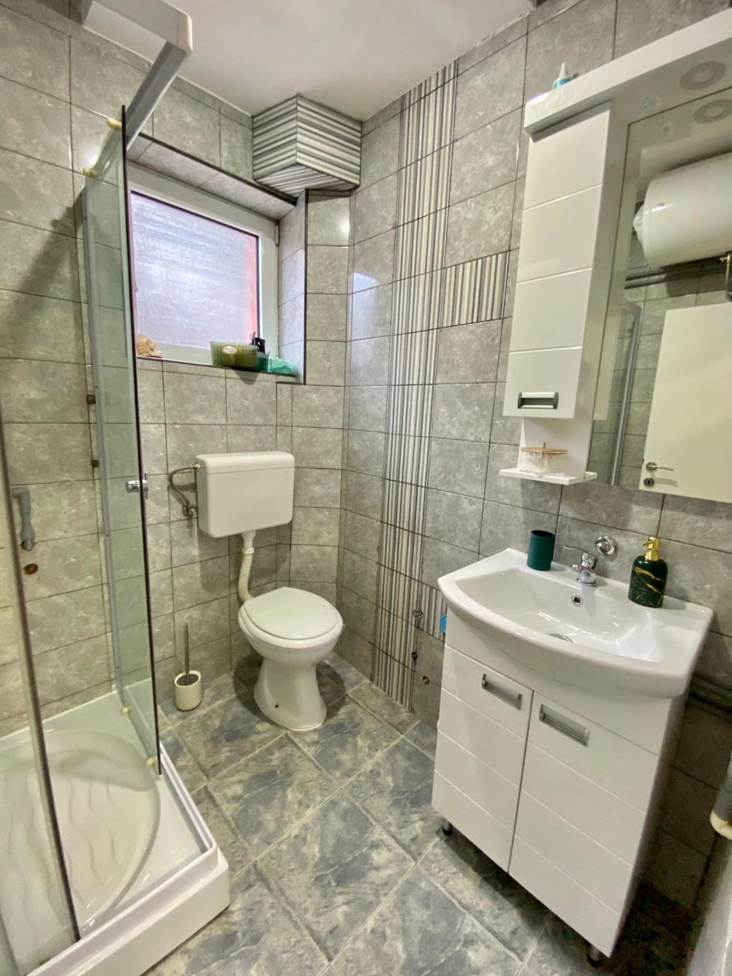 Apartman Bogdan Cacak Exterior photo